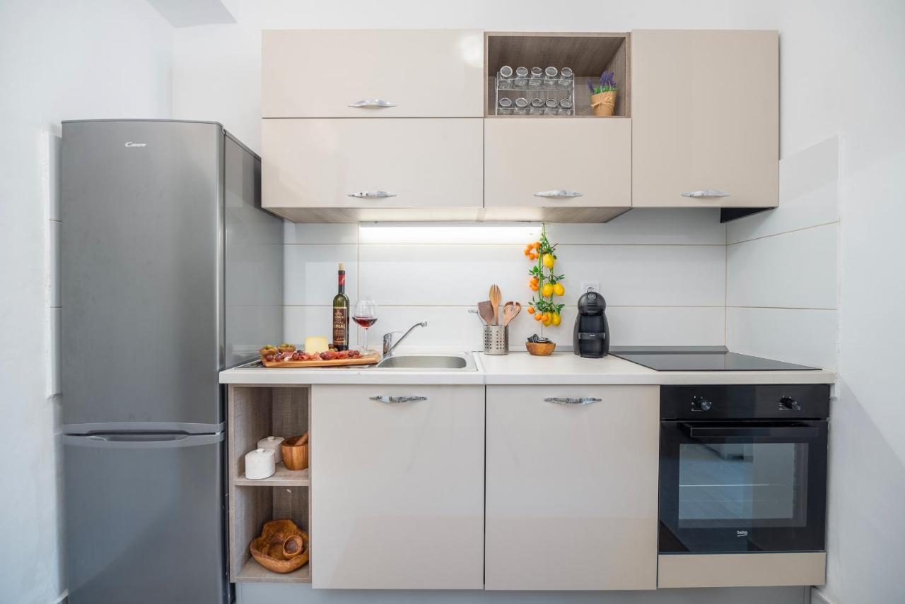 Apartment Sun C - Stari